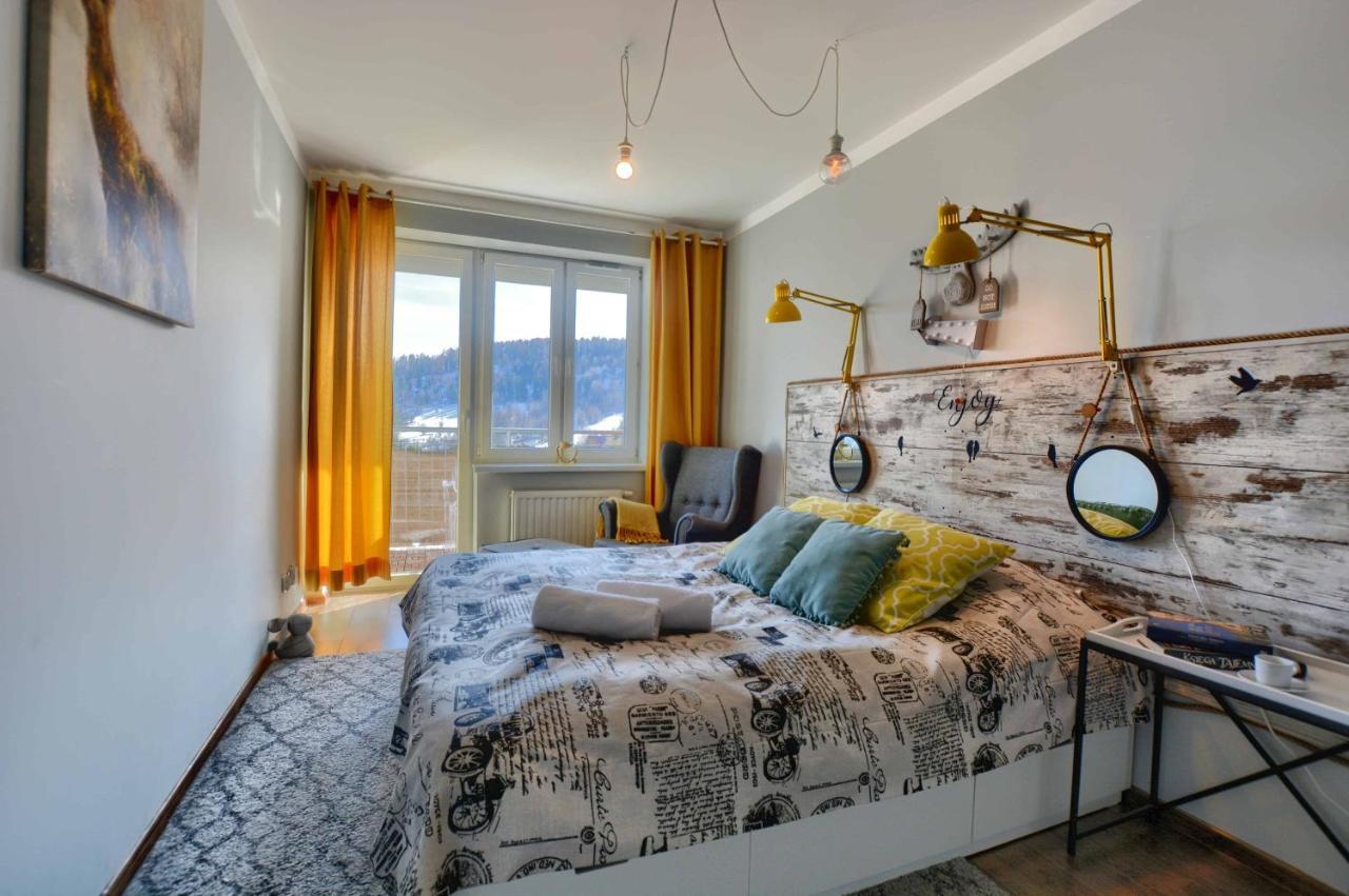 Apartament Zielona Mila Apartment Ustrzyki Dolne Bagian luar foto