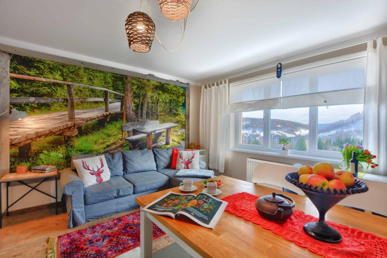 Apartament Zielona Mila Apartment Ustrzyki Dolne Bagian luar foto